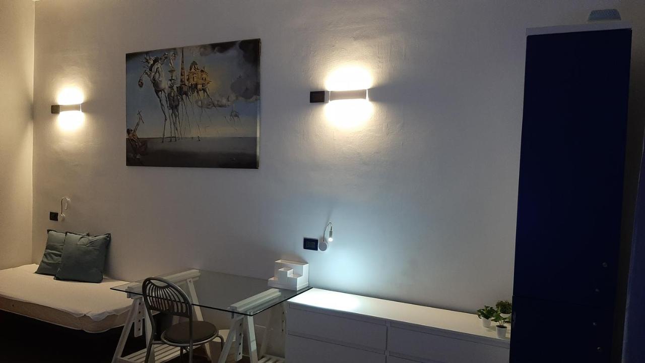 Youth Station Hostel โรม ภายนอก รูปภาพ