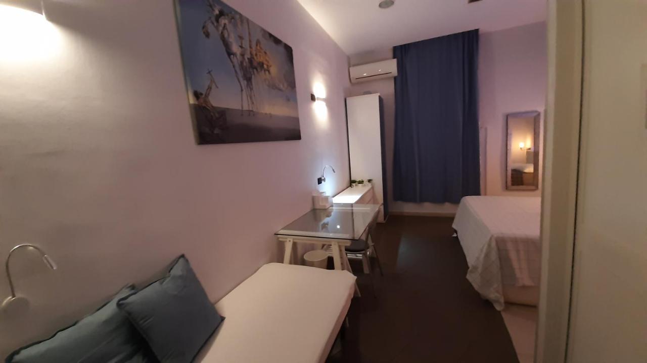 Youth Station Hostel โรม ภายนอก รูปภาพ