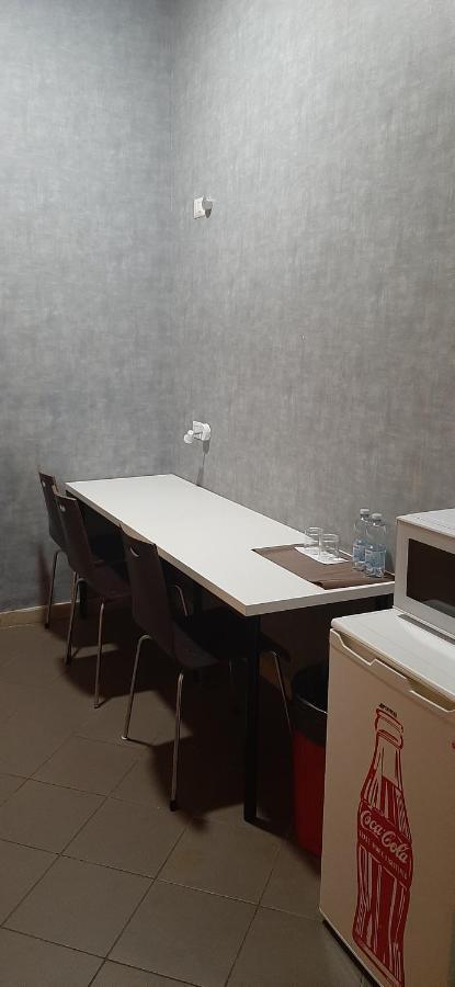 Youth Station Hostel โรม ภายนอก รูปภาพ