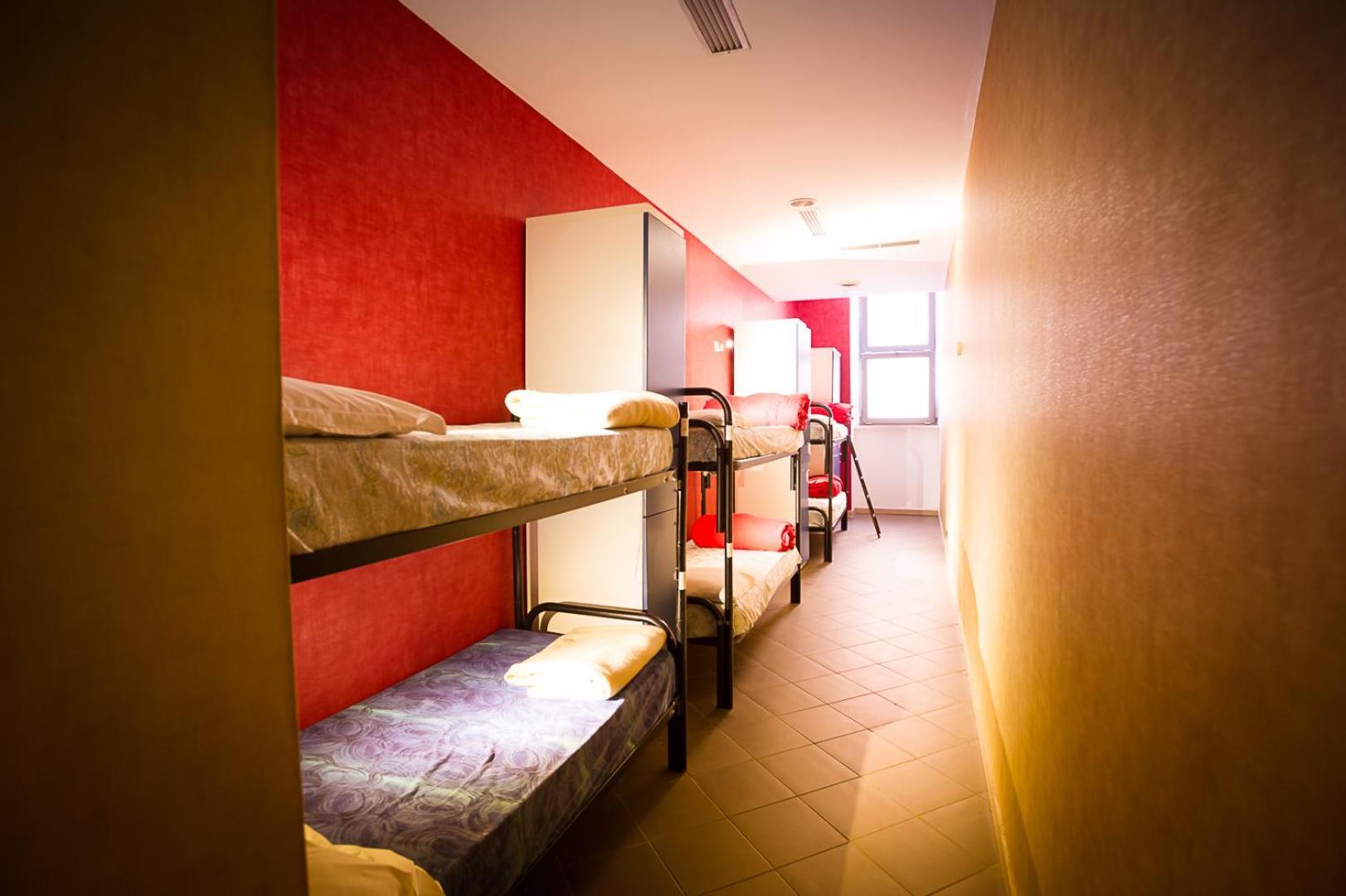 Youth Station Hostel โรม ภายนอก รูปภาพ