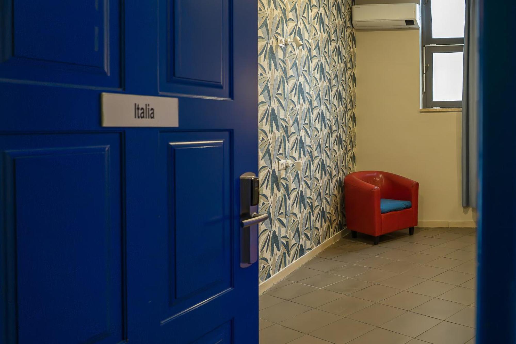 Youth Station Hostel โรม ภายนอก รูปภาพ